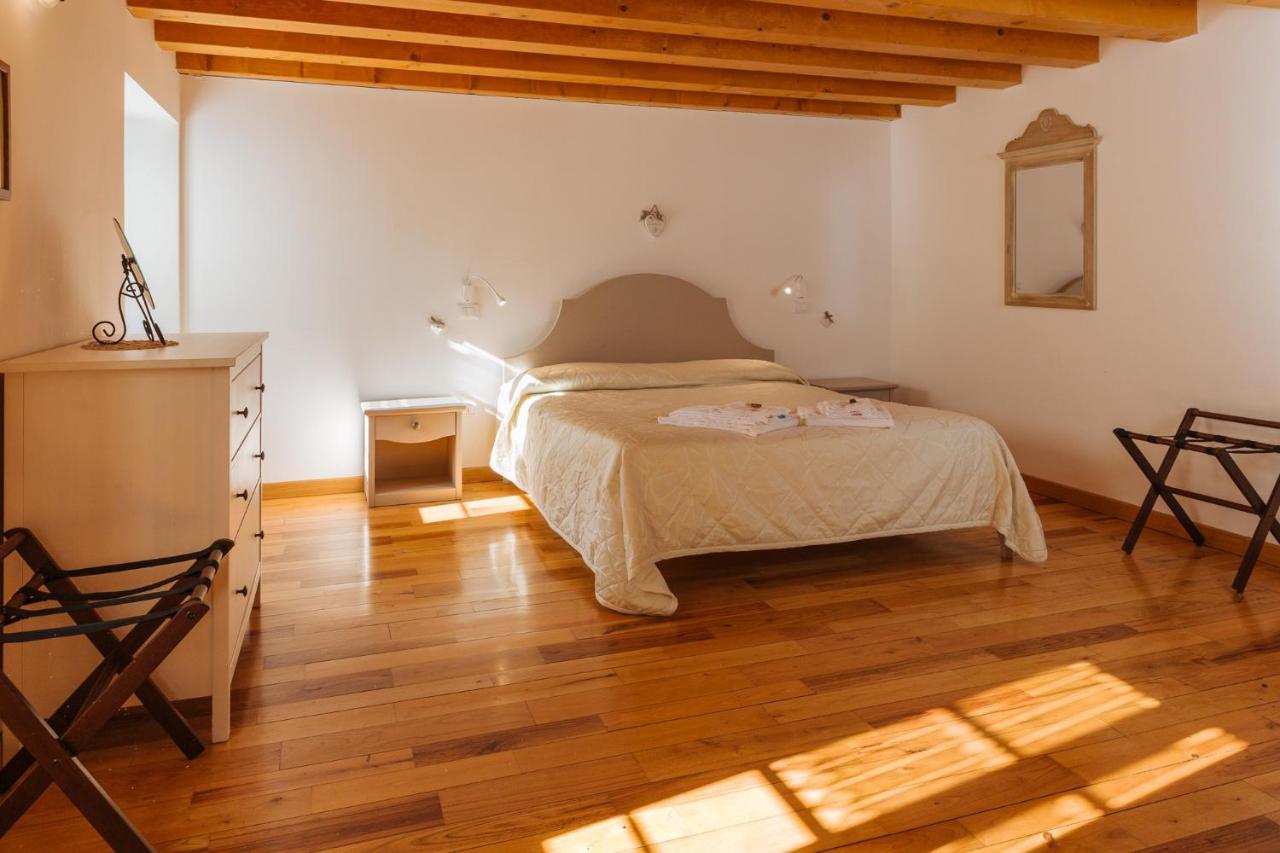 Albergo Diffuso Polcenigo P.Lacchin Exterior foto