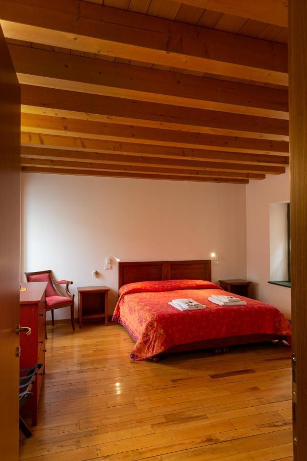 Albergo Diffuso Polcenigo P.Lacchin Exterior foto